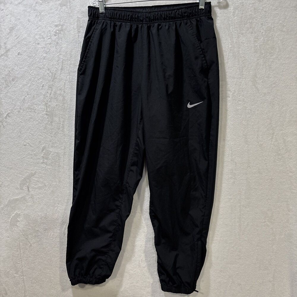 Nike Men’s Form Dri-FIT Tapered Pants Black Large Pockets Versatile Jogger Run